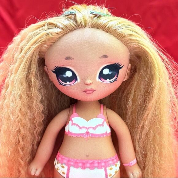 Na Na Na Surprise Teens Lora Vonn  fashion doll - Picture 2 of 9